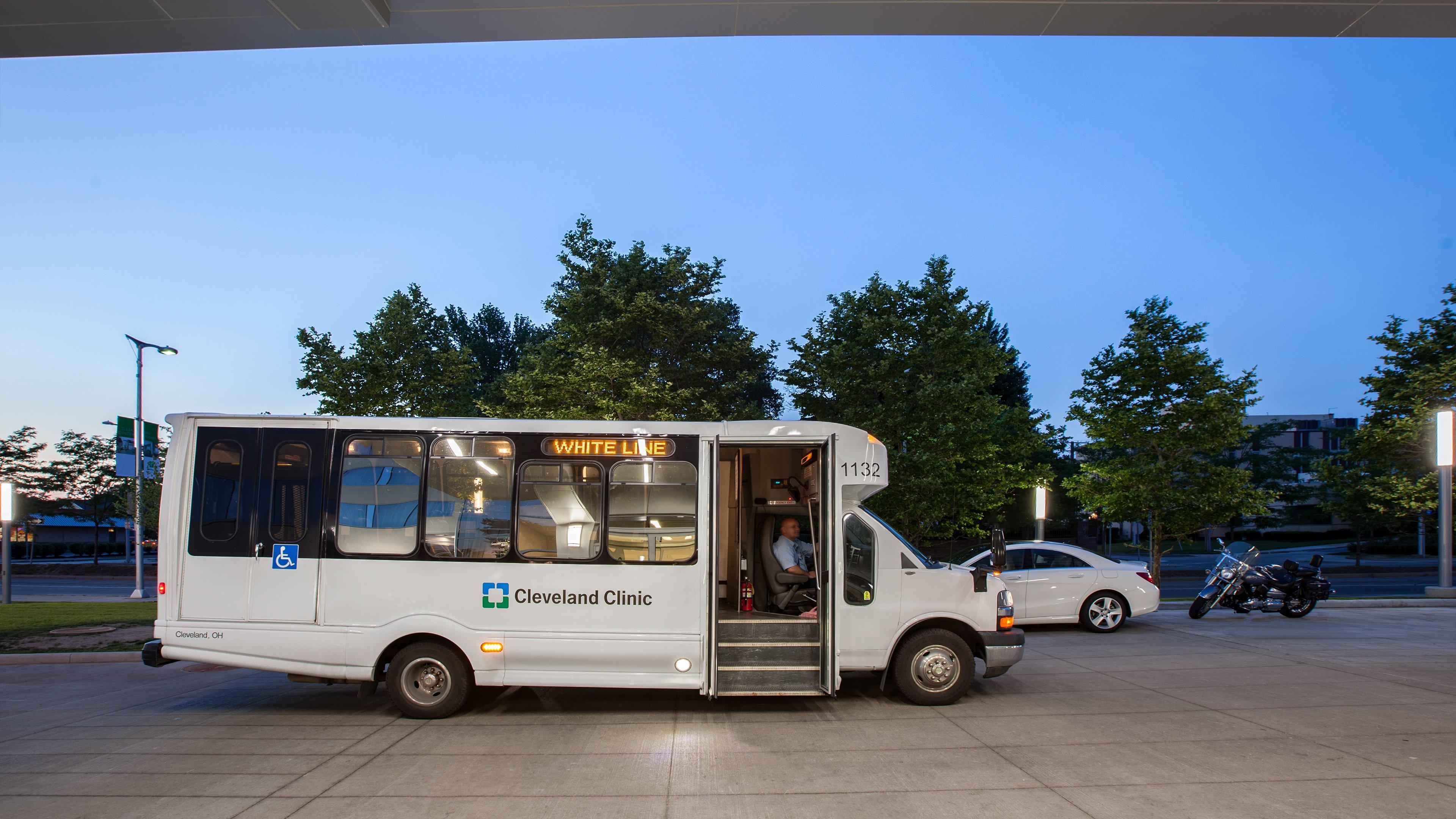 Holiday Inn Cleveland Clinic By Ihg Bagian luar foto