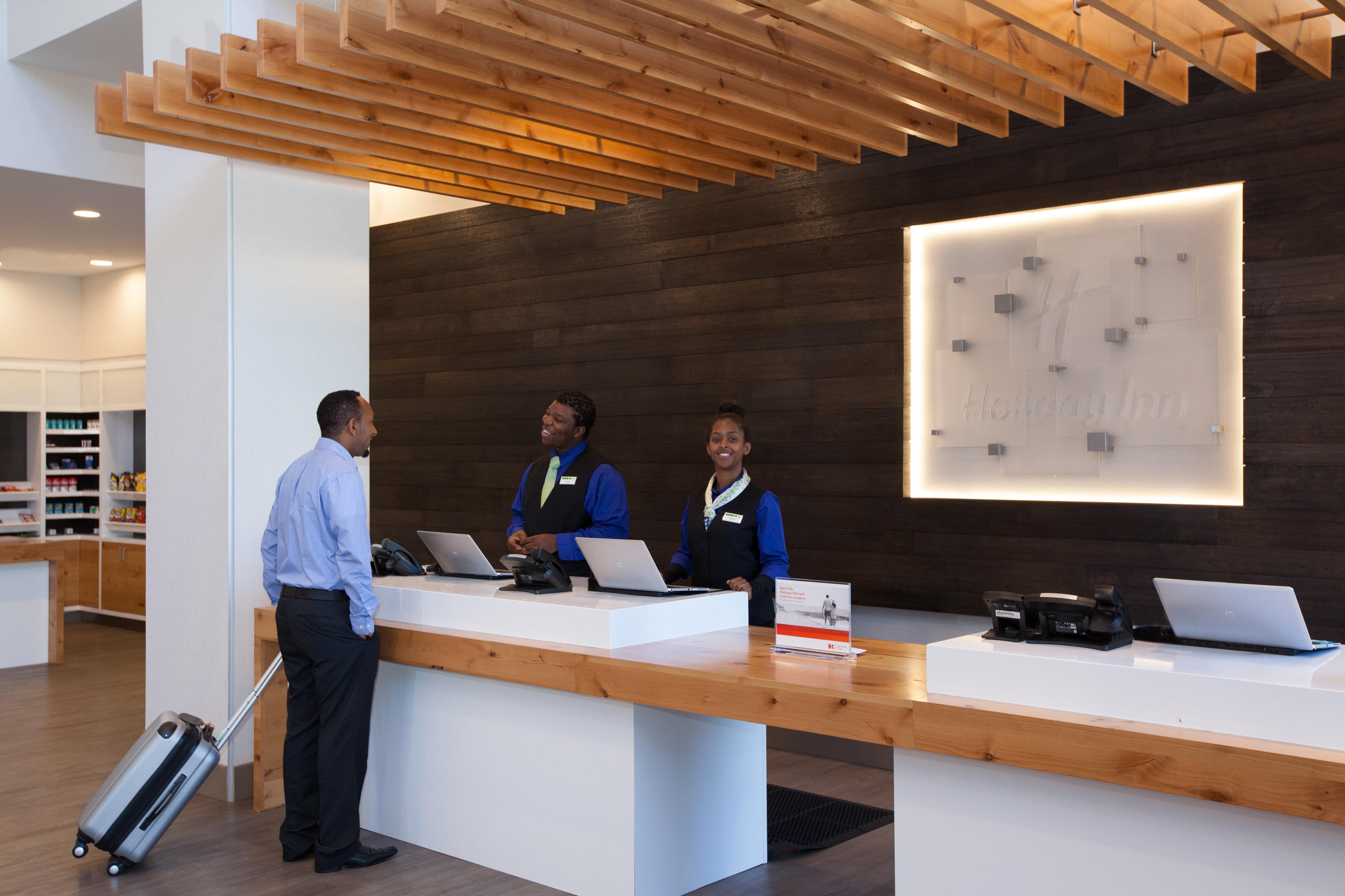 Holiday Inn Cleveland Clinic By Ihg Bagian luar foto