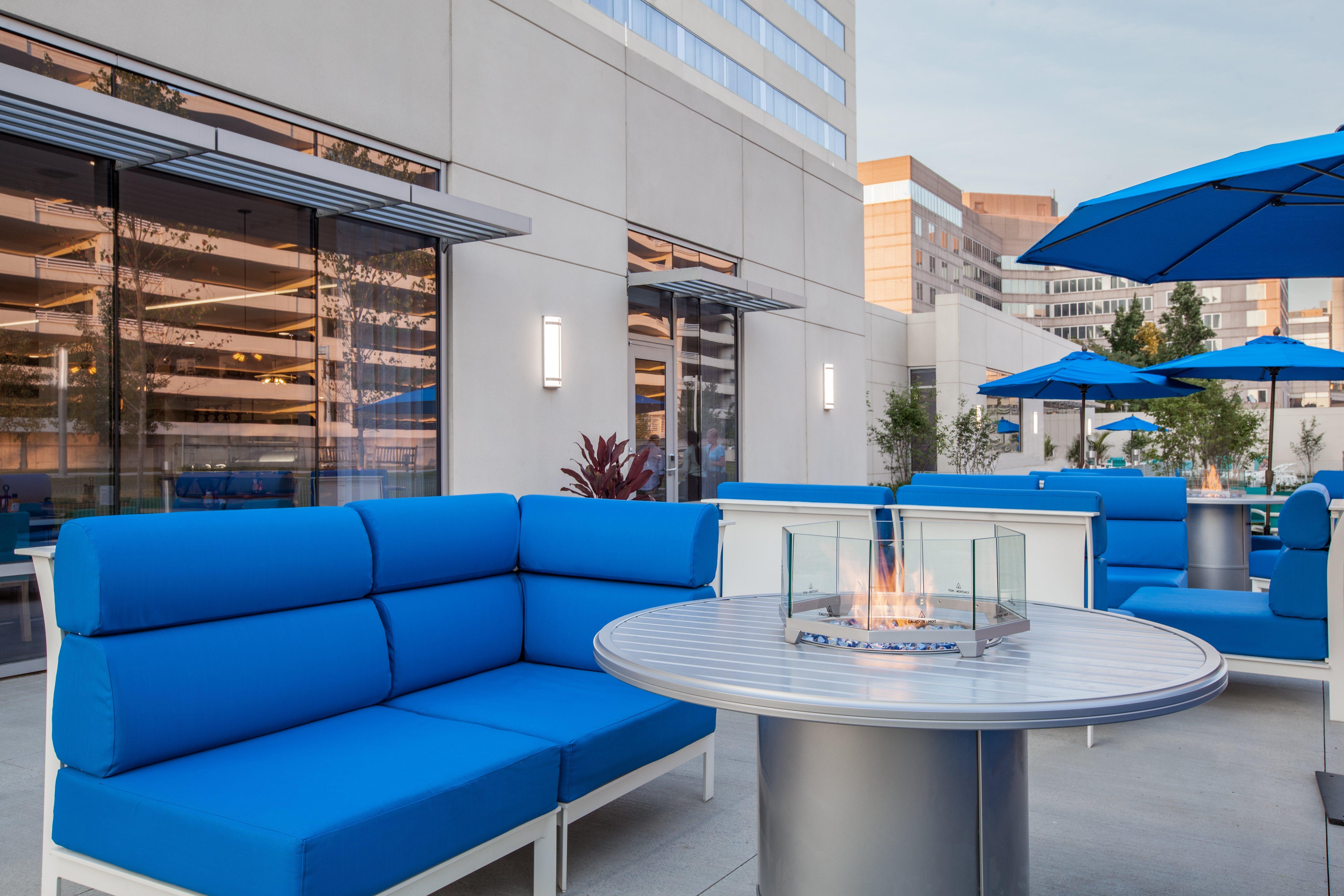 Holiday Inn Cleveland Clinic By Ihg Bagian luar foto