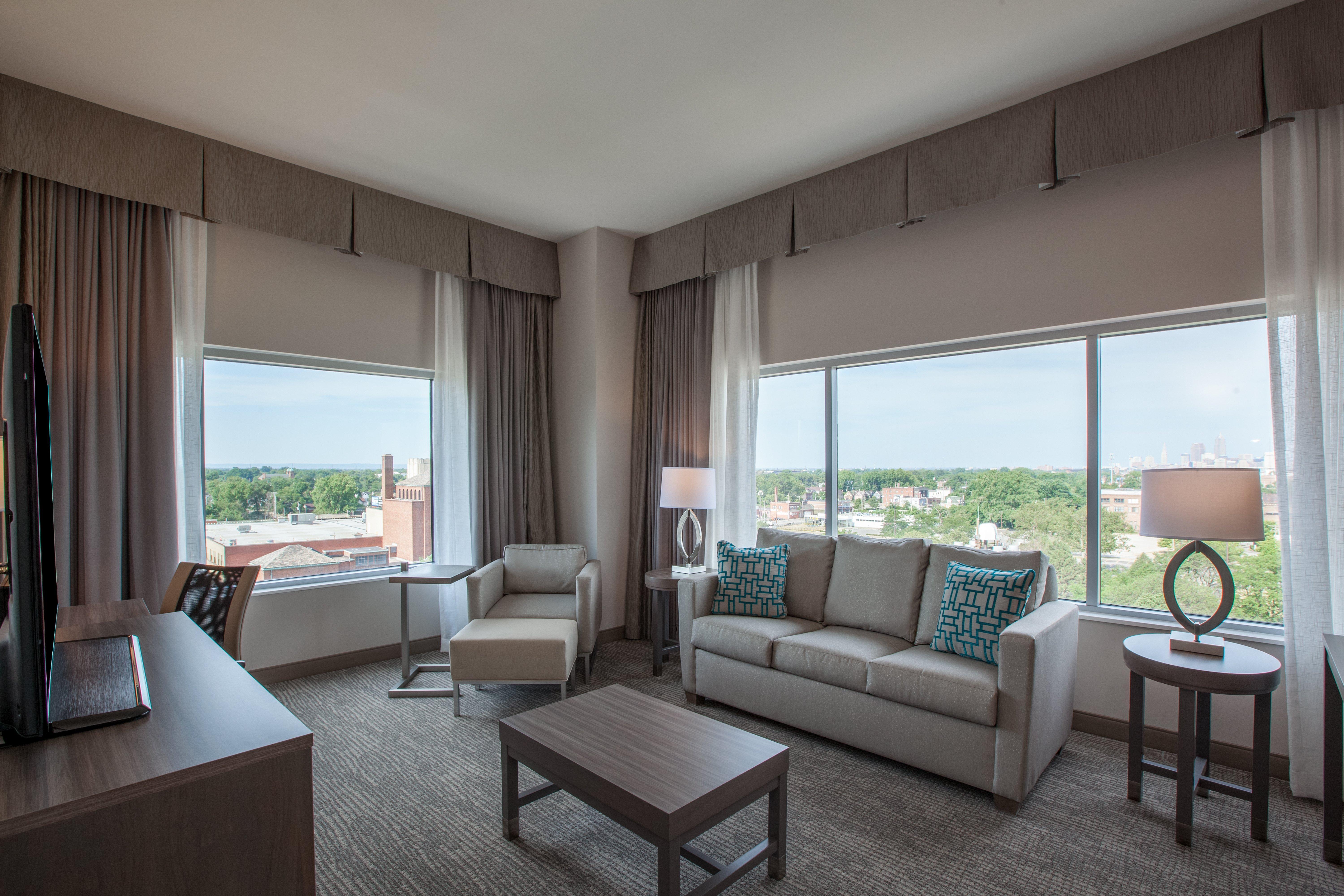 Holiday Inn Cleveland Clinic By Ihg Bagian luar foto