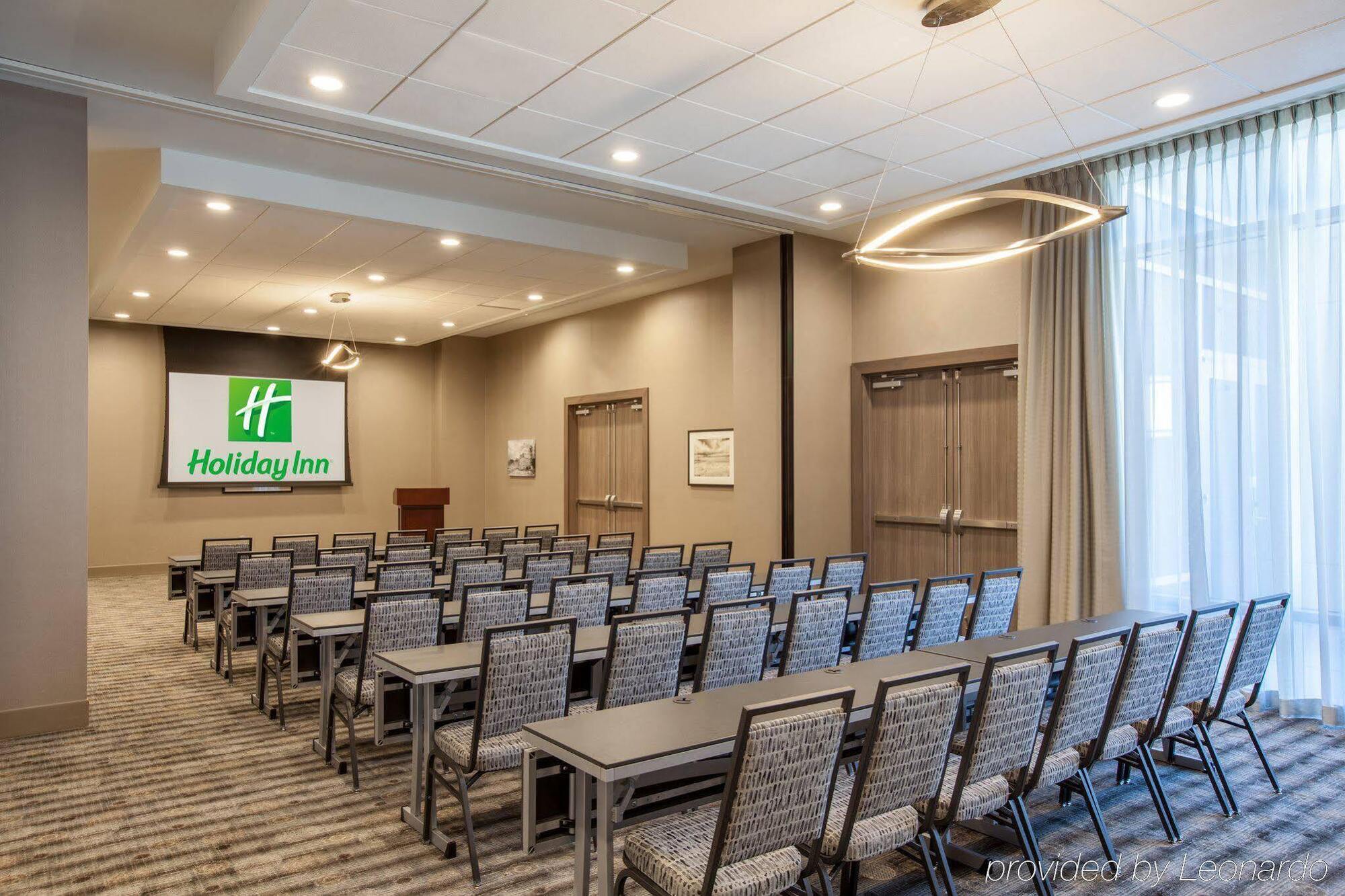 Holiday Inn Cleveland Clinic By Ihg Bagian luar foto